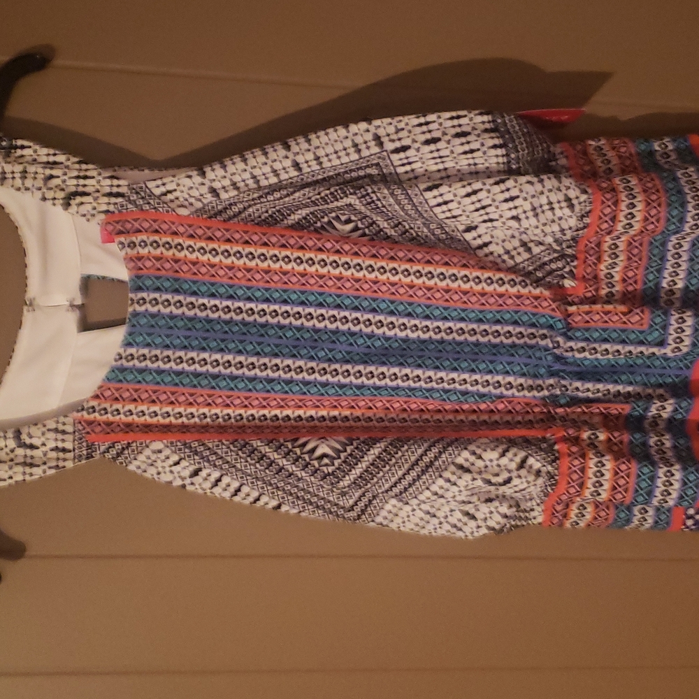Dress - Maxi - Picture 3 of 11